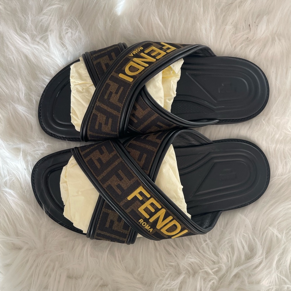 Authentic Fendi Cross-Strap FF Logo Sandals Mens - Picture 2 of 7
